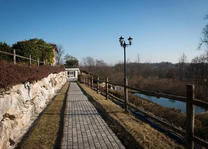 Agroturismo Tenuta La Vigna *